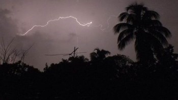 Τραγωδία στην Κούβα: Κεραυνός σκότωσε 5 άτομα σε παραλία – Ανάμεσά τους τρία παιδιά