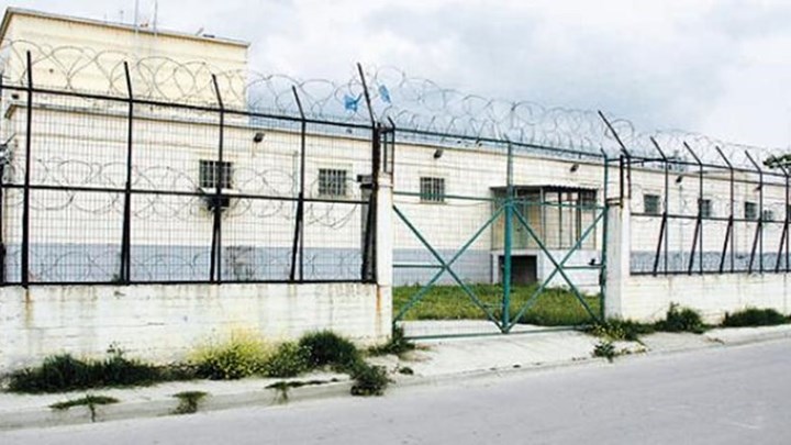 Αναζητούνται από την αστυνομία δύο κρατούμενοι των φυλακών Κασσάνδρας