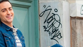 Ο Αλευράς πλάι στην Κολιανδρή στην «Κυρία του Μαξίμ» που ανεβάζει ο Μοσχόπουλος