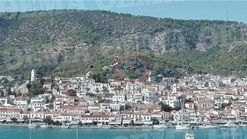 Το ελικόπτερο λίγο πριν από την πτώση του στη θαλάσσια περιοχή μεταξύ Πόρου και Γαλατά – ΦΩΤΟ
