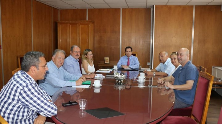 Συνάντηση Μηταράκη με το προεδρείο του ΕΔΟΕΑΠ