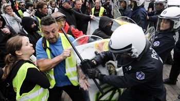 Συγκρούσεις και 17 συλλήψεις στη Γαλλία στις διαδηλώσεις ενάντια της G7