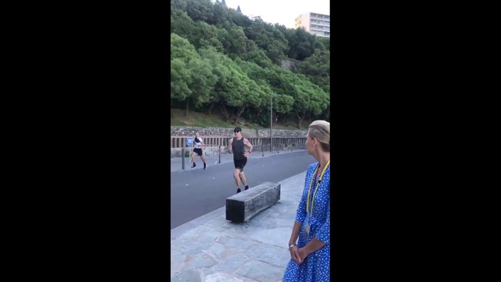 Σε φόρμα ο Τριντό – Ο Πρωθυπουργός του Καναδά για τρέξιμο πριν από τη σύνοδο των G7 – BINTEO