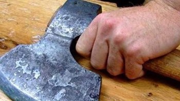 Φρίκη στην Ινδία: Σκότωσε με τσεκούρι τη μητέρα του και τηγάνισε τον εγκέφαλό της