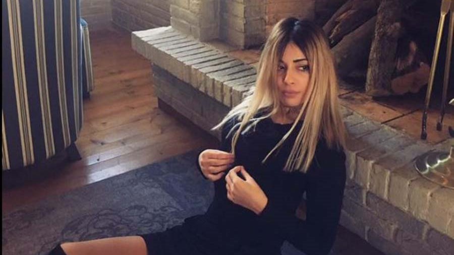 Η Μίνα Αρναούτη ποζάρει αγκαλιά με τη μητέρα του Πάνου Ζάρλα – ΦΩΤΟ