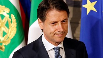 Μέχρι την Τετάρτη η παρουσίαση της νέας ιταλικής κυβέρνησης από τον Κόντε