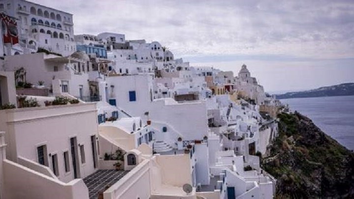 Στη “δαγκάνα” της ΑΑΔΕ 26 ξενοδοχεία που “ξέχασαν” να δηλώσουν ότι λειτουργούν