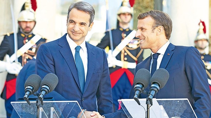 Έδωσαν τα χέρια για δύο φρεγάτες – Το παρασκήνιο της συμφωνίας Μητσοτάκη – Μακρόν