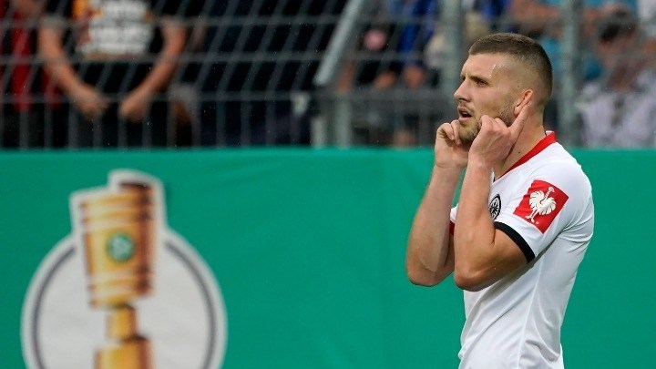 Στη Μίλαν ο Ρέμπιτς