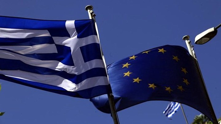 Σε επαφή με ελληνικές και τουρκικές Αρχές βρίσκεται η Κομισιόν για την αύξηση των μεταναστευτικών ροών