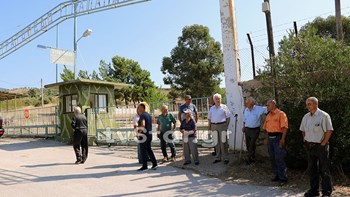 Αναστάτωση στον Καραβόμυλο – Αντιδρούν οι κάτοικοι στην εγκατάσταση προσφύγων – ΒΙΝΤΕΟ