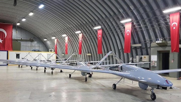 Αναστάτωση στο αεροδρόμιο Πάφου από τουρκικά drones – Τα αεροσκάφη αναγκάζονται να αλλάξουν πορεία