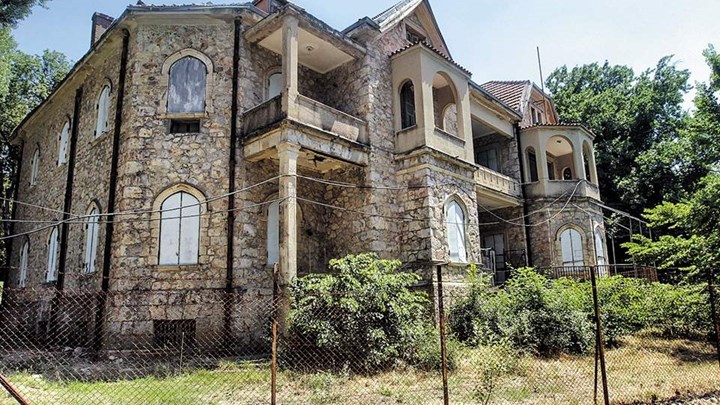 Προς αξιοποίηση το πρώην βασιλικό κτήμα στο Τατόι – ΦΩΤΟ