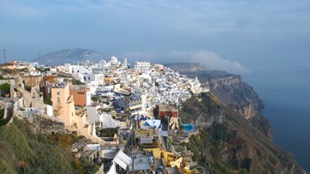 Συνελήφθη καταζητούμενος με δύο ευρωπαϊκά εντάλματα – Βρέθηκε με όπλο, χειροβομβίδα και ναρκωτικά