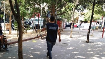 Νέα επιχείρηση της Δίωξης Ναρκωτικών με 5 συλλήψεις στα Εξάρχεια – ΦΩΤΟ