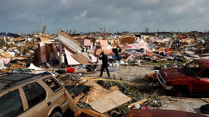 Στους 43 οι νεκροί από τον φονικό τυφώνα Ντόριαν που έπληξε τις Μπαχάμες