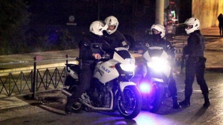 Ληστεία, καταδίωξη και σύλληψη στο κέντρο της Λαμίας