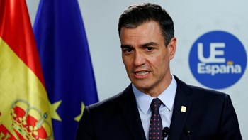 Ο πρωθυπουργός της Ισπανίας καλεί τους Podemos να κάνουν ένα βήμα εμπρός