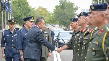 Επίσκεψη του υπουργού Άμυνας στο Γ’ Σώμα Στρατού – ΦΩΤΟ