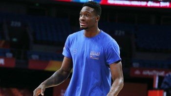 Ο Θανάσης Αντετοκούνμπο θα παίξει στον αγώνα με την Τσεχία