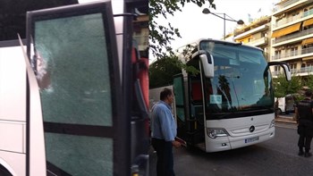 Αυτόπτης μάρτυρας των πυροβολισμών κοντά στο Κάραβελ:  Νόμιζα ότι είχα παραισθήσεις – Τέξας έχουμε γίνει…