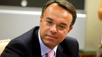 Συνάντηση Σταϊκούρα με εκπροσώπους των δικηγορικών συλλόγων