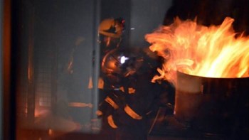 Συναγερμός στην Πάτρα για φωτιά σε σπίτι – Στο νοσοκομείο μία γυναίκα