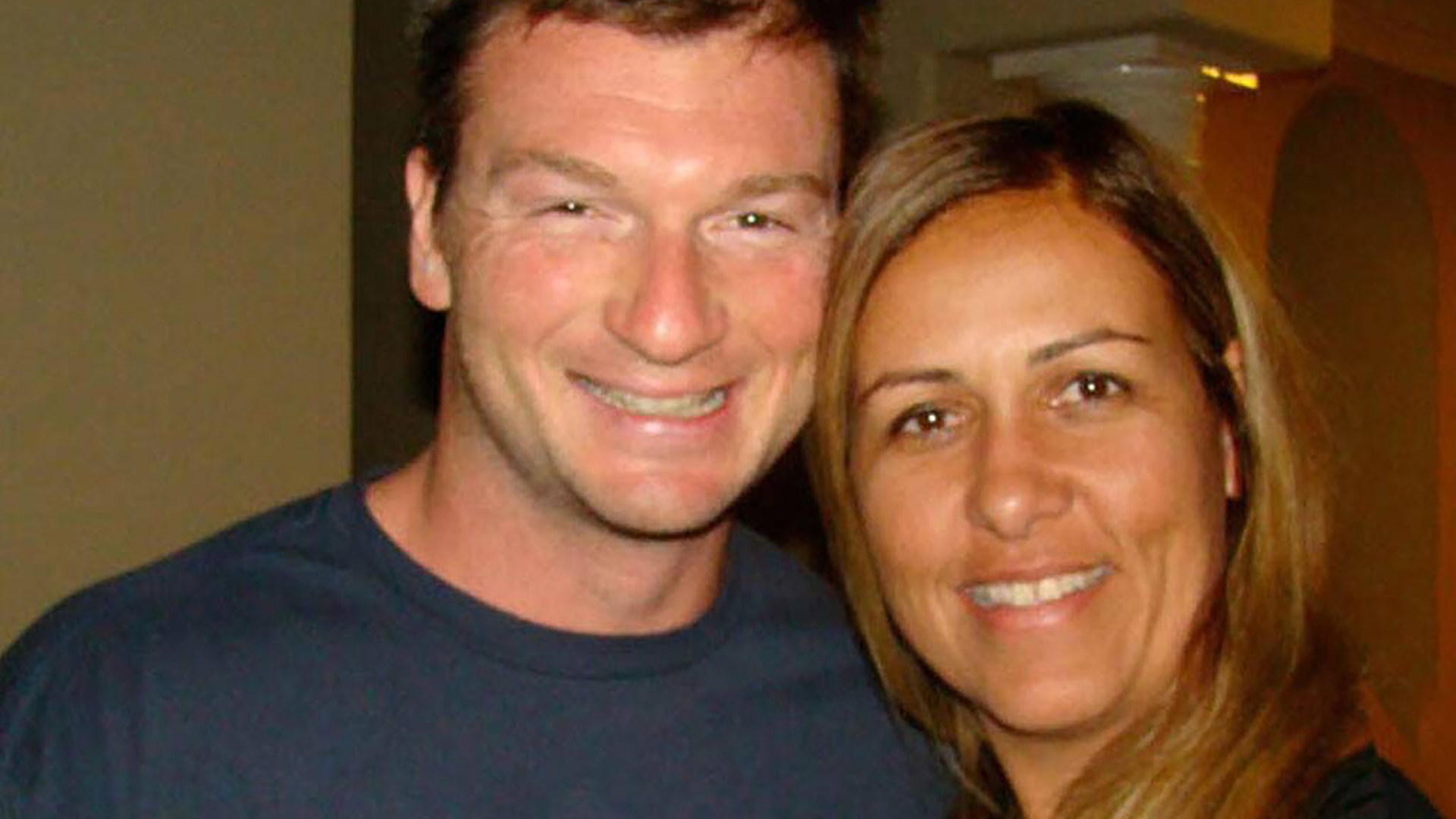 Πρώην παραγωγός του Survivor βγήκε από τη φυλακή έπειτα από επτά χρόνια – Καταδικάστηκε για τη δολοφονία της συζύγου του – ΒΙΝΤΕΟ