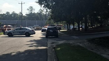 Επίθεση με μαχαίρι στη Φλόριντα – Τουλάχιστον έξι τραυματίες – ΦΩΤΟ – ΒΙΝΤΕΟ