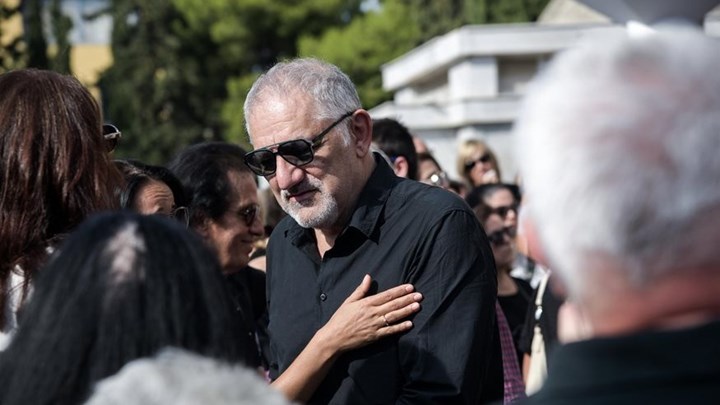 Ράγισε καρδιές ο επικήδειος του Πορτοκάλογλου για τον Μαχαιρίτσα: Άργησα να σε αποκτήσω, σε έχασα γρήγορα – ΒΙΝΤΕΟ