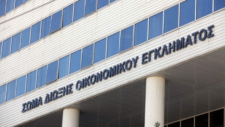 Κυκλώματα λαθρεμπορίου ποτών και “μαϊμού” προϊόντων εξάρθρωσε το ΣΔΟΕ στη Ρόδο