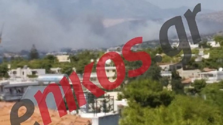 Τι λέει στο enikos.gr ο Δήμαρχος Σαρωνικού για τη φωτιά στο Λαγονήσι