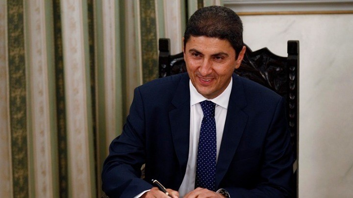 Αυτήν την πόλη θέλει για έδρα των εθνικών ομάδων ποδοσφαίρου και μπάσκετ ο Αυγενάκης