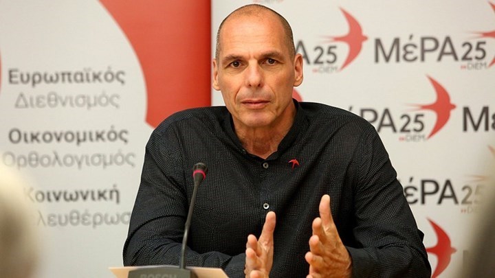 Βαρουφάκης: Είμαι ο μόνος Έλληνας πολιτικός που κάνει εισαγωγή συναλλάγματος