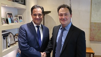 Συνάντηση Γεωργιάδη με τον διευθύνοντα σύμβουλο της Lamda – Στο επίκεντρο οι εξελίξεις για την επένδυση στο Ελληνικό – ΦΩΤΟ