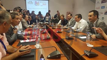 Τσίπρας: Μεγάλο πολιτικό, οικονομικό και εμπορικό γεγονός η ΔΕΘ – Η ατάκα για τα “διδυμάκια” – ΒΙΝΤΕΟ