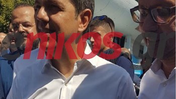 Ο Τσίπρας στο περίπτερο του ΠΑΟΚ: Είναι χαρά μου που βλέπω από κοντά τους πρωταθλητές – ΦΩΤΟ