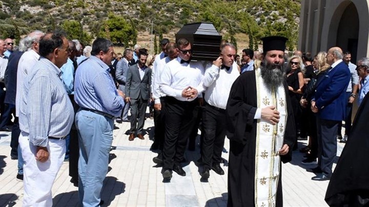 Το “τελευταίο αντίο” στον Δημήτρη Ρίζο – ΦΩΤΟ