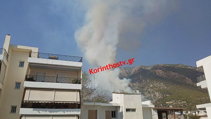 Οι πρώτες εικόνες από τη φωτιά στο Λουτράκι – ΦΩΤΟ – ΒΙΝΤΕΟ