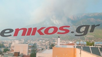 Μαίνεται ανεξέλεγκτη η πυρκαγιά στο Λουτράκι – Ενισχύθηκαν οι δυνάμεις της Πυροσβεστικής – ΦΩΤΟ – ΒΙΝΤΕΟ