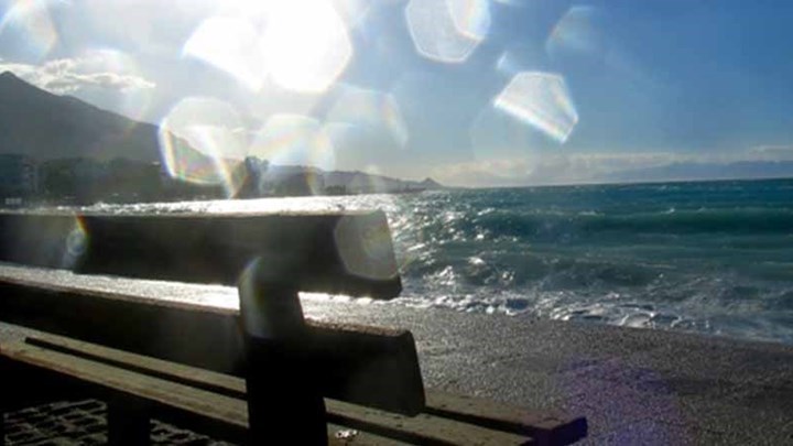 Σταθερός ο υδράργυρος, ενισχυμένοι οι βοριάδες τη Δευτέρα