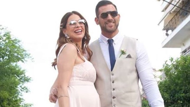 Η Χατζίδου μας δείχνει το κορμί της δύο εβδομάδες μετά τη γέννηση της κόρης της – ΦΩΤΟ