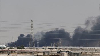 Συντρίμμια ιρανικών πυραύλων και drones παρουσίασαν οι Αρχές της Σαουδικής Αραβίας