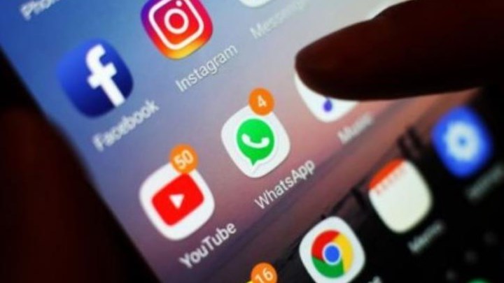 Μεγάλη απάτη: Επιτήδειοι “έσπασαν” δεκάδες κωδικούς Facebook και Instagram για να αποσπάσουν χρήματα