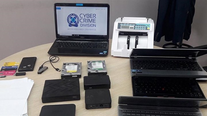 Εξαρθρώθηκε κύκλωμα “πειρατείας” με συνδρομητικά κανάλια – ΦΩΤΟ