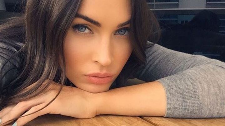 Μέγκαν Φοξ: Ο γιος μου φοράει φουστάνια στο σχολείο – Δεν τον νοιάζει που τον πειράζουν τα άλλα παιδιά – ΒΙΝΤΕΟ