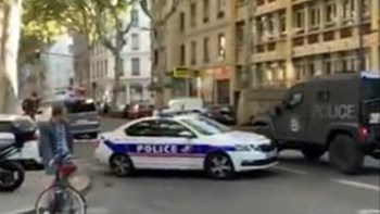 Συναγερμός στη Λυών – Ένοπλος άνοιξε πυρ κατά περαστικών