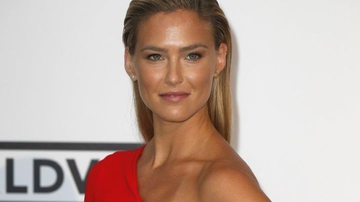 Η Μπαρ Ραφαέλι είναι έγκυος στο τρίτο της παιδί και το επιδεικνύει – ΦΩΤΟ