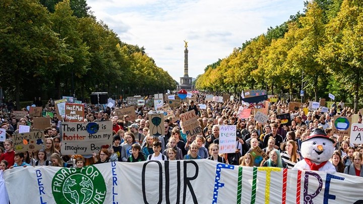 Παγκόσμια κινητοποίηση για την κλιματική αλλαγή: “Είμαστε το μέλλον”