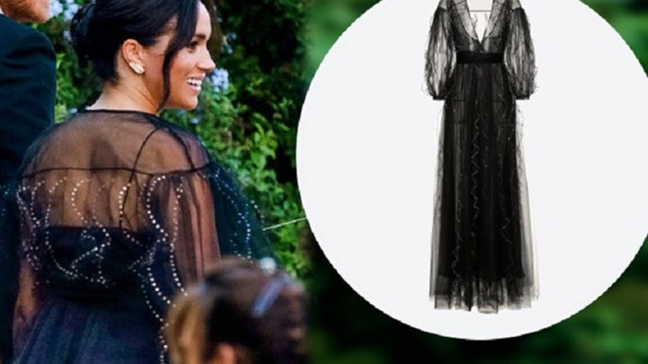 Εντυπωσίασαν στον γάμο της “προξενήτρας” τους Μέγκαν Μαρκλ και πρίγκιπας Χάρι – Πόσο κόστισε το πανάκριβο φόρεμα της δούκισσας του Σάσεξ – ΦΩΤΟ – ΒΙΝΤΕΟ